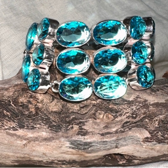 Sparkly 3-tiered Blue Topaz Cluster Statement Cuff Bracelet - Picture 6 of 11